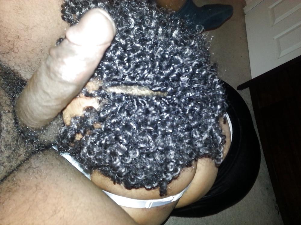 24P Black granny giving mouth all over