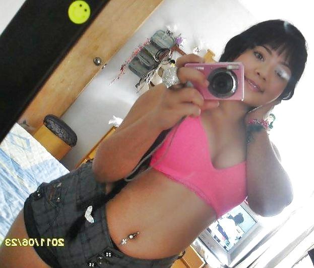 25P LATINAS  HOT EN SHORTS