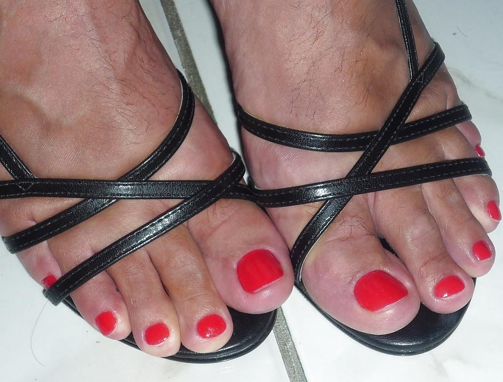 6P Sexy feet Muslim Bellydancer