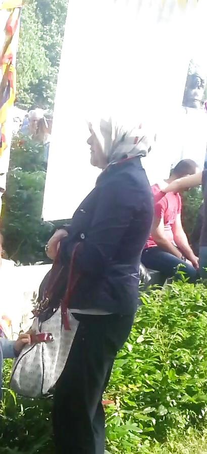 24P Spy turkish women  turist in romanian