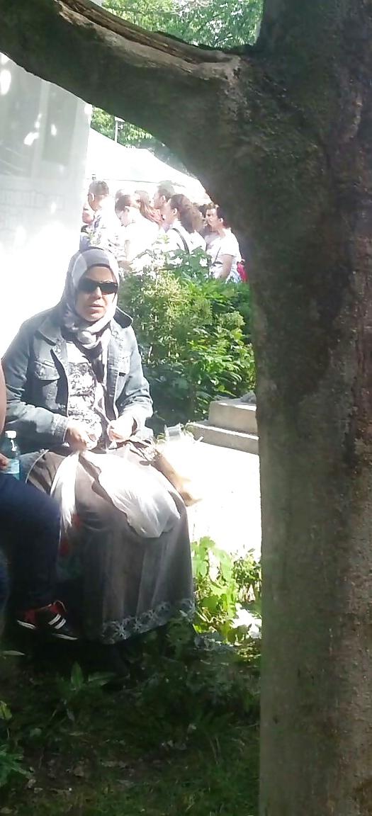 24P Spy turkish women  turist in romanian