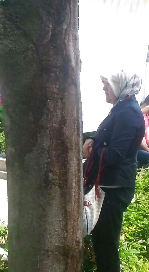 24P Spy turkish women  turist in romanian
