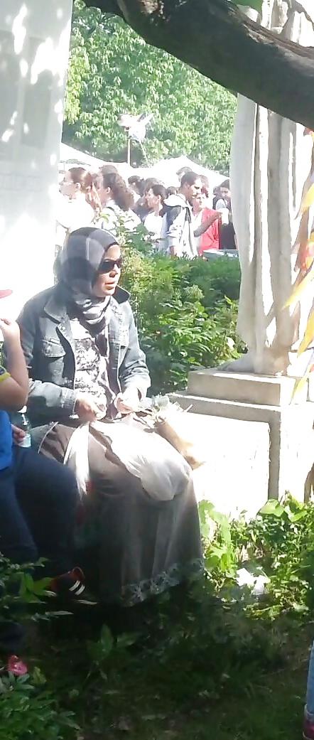 24P Spy turkish women  turist in romanian