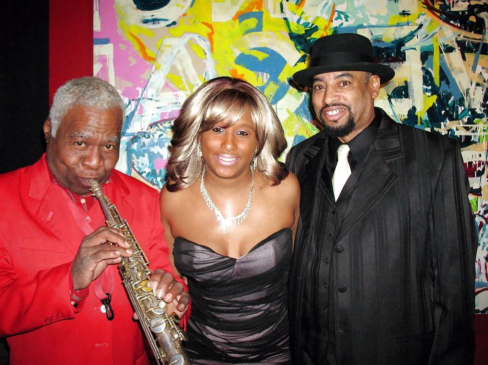 15P Let's Jerk Off Over ... Lisa Chavous (Blues Singer) 