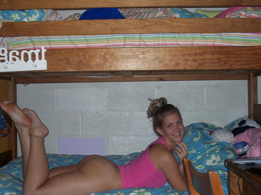 12P Dorm Girl