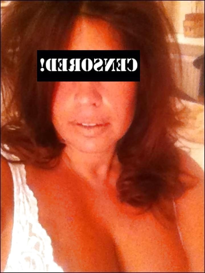 25P Shy Rachel