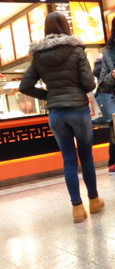 25P Beim Einkaufen-At Shopping
