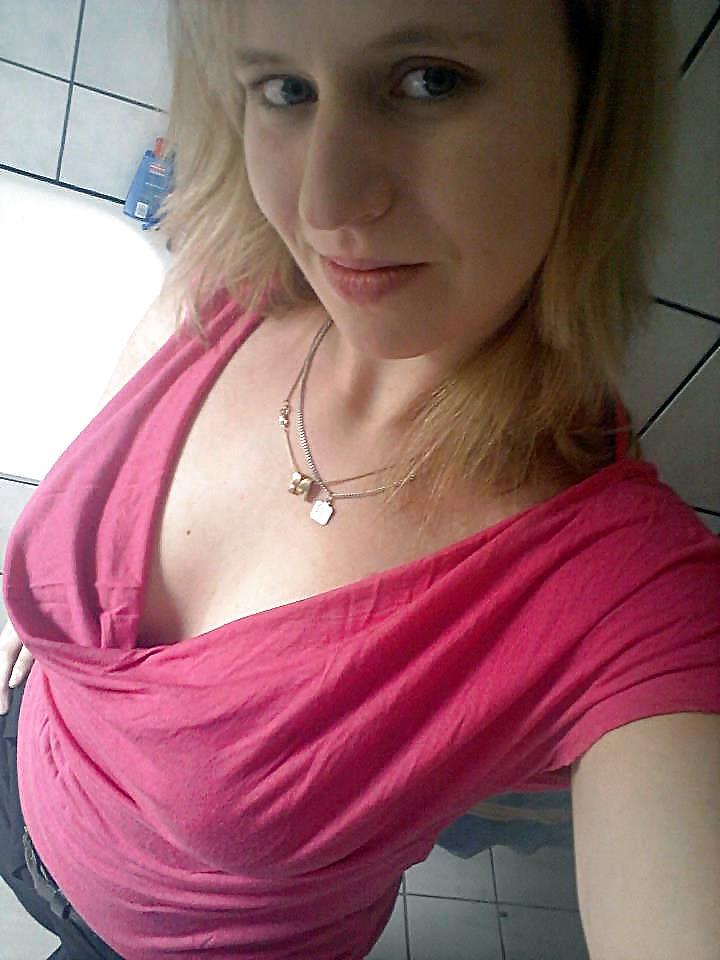 25P Dirty slut