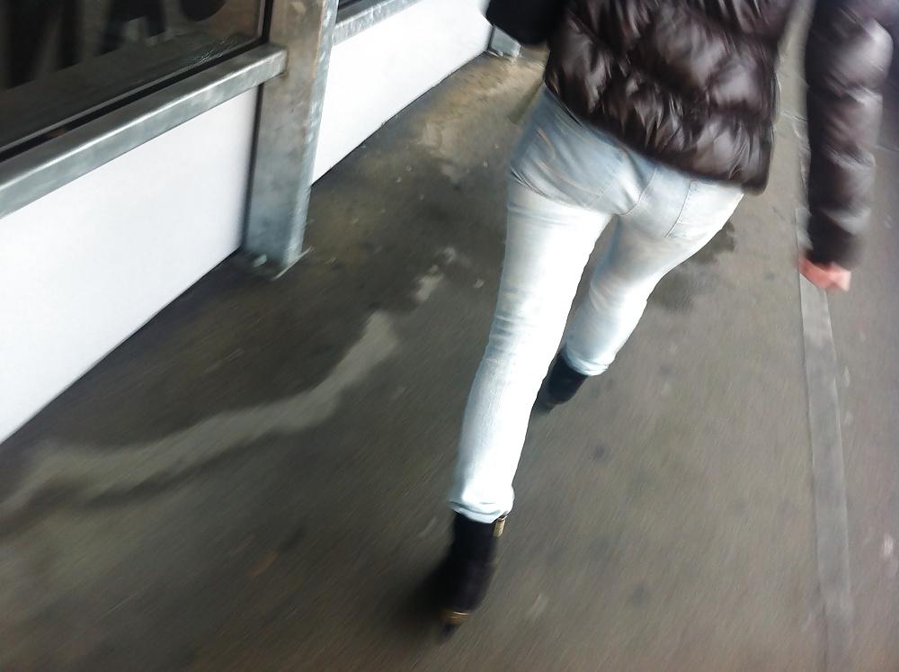 8P Hot ass in Berlin