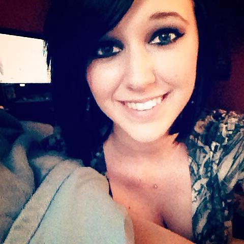 10P Rachel K dumb teen whore self shots exposed