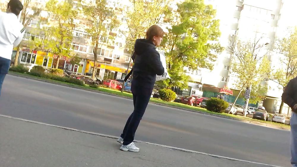 22P Spy old + young street romanian