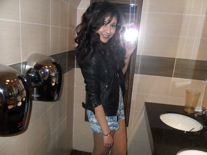 25P My sexy pictures for you guys to wank and cum over