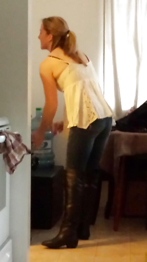 18P My sexy wife in hotel. before her fuck date.
