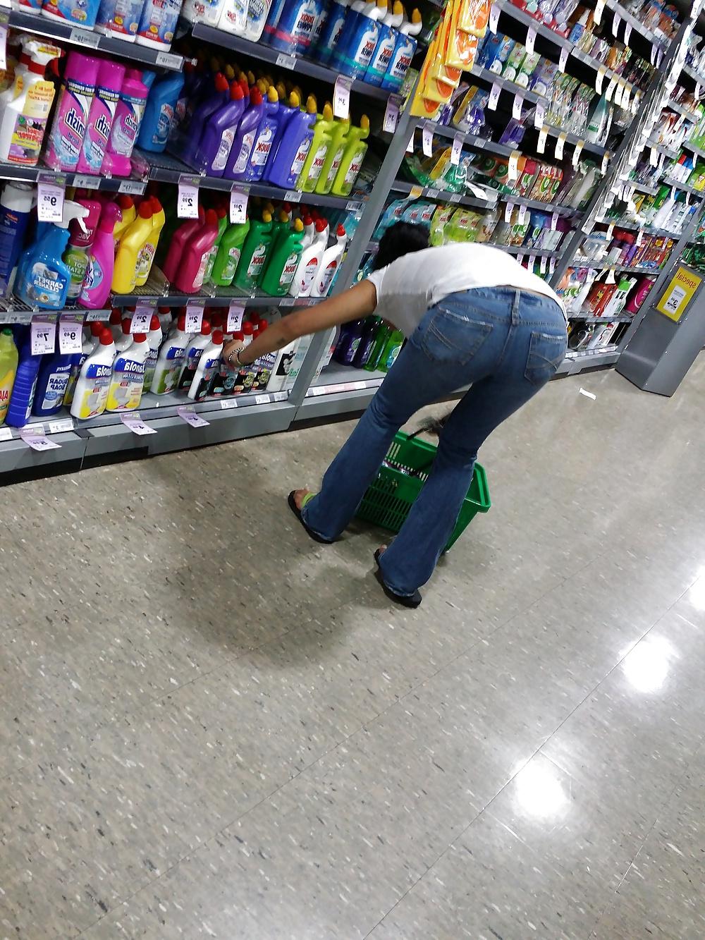 14P Candid Ass