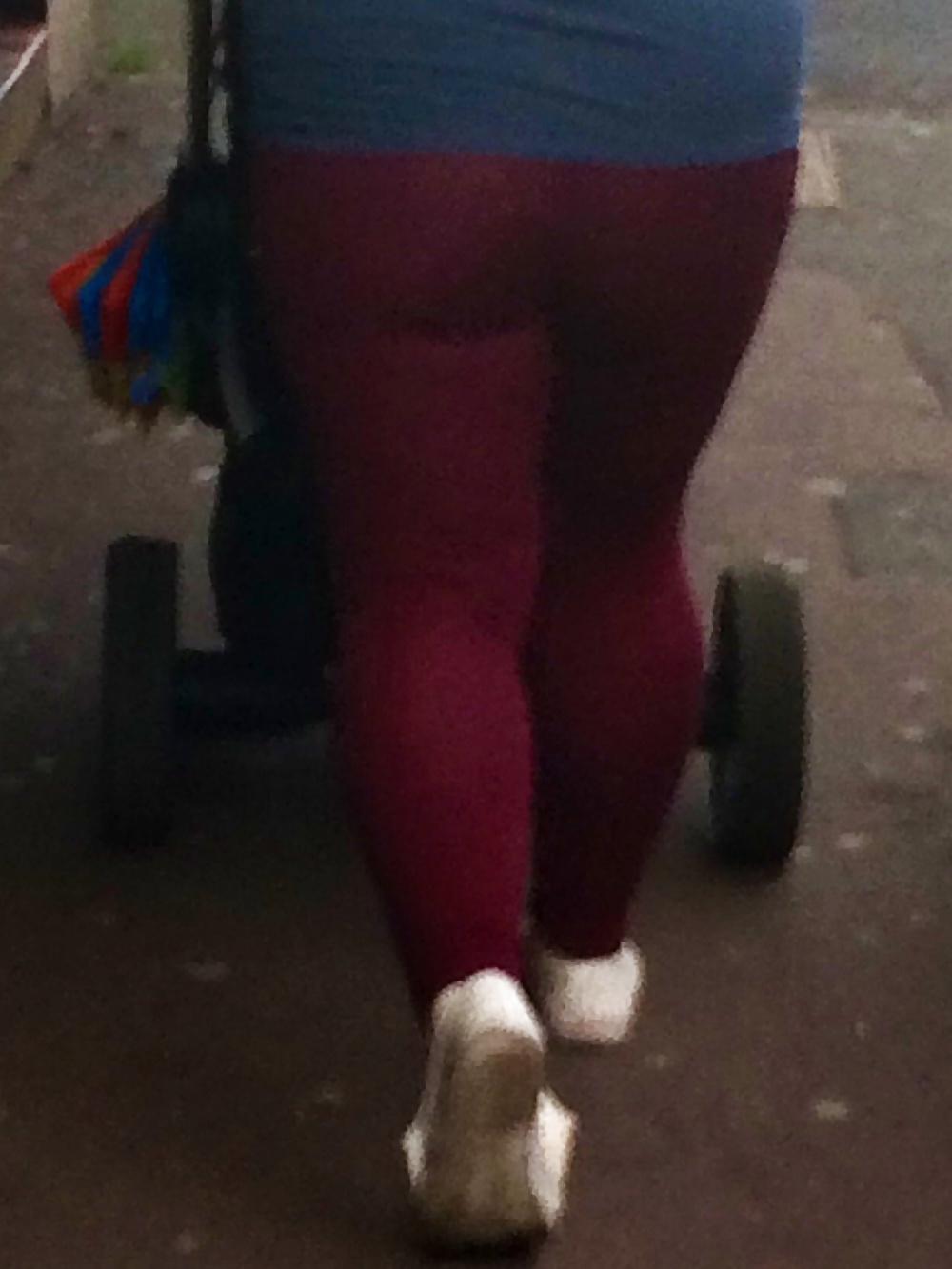 14P Legs, tits and ass I wank over