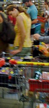 24P Spy old + young supermarket romanian
