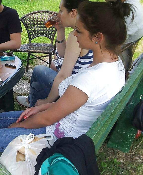 25P Spy picnic, fishing romanian
