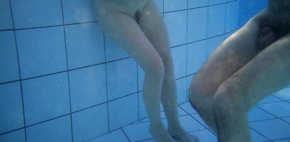 25P Spa Voyeur