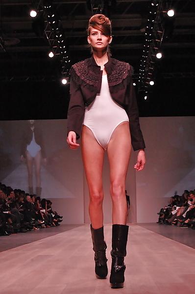 25P Cameltoe... un'altra cosa che mi piace tanto