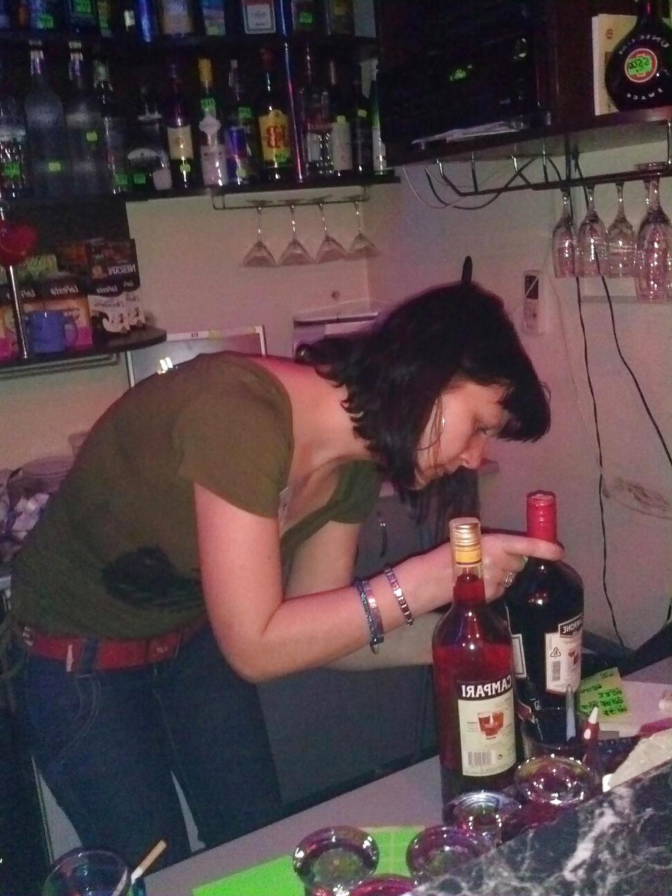25P Spy drink girls in the club romanian