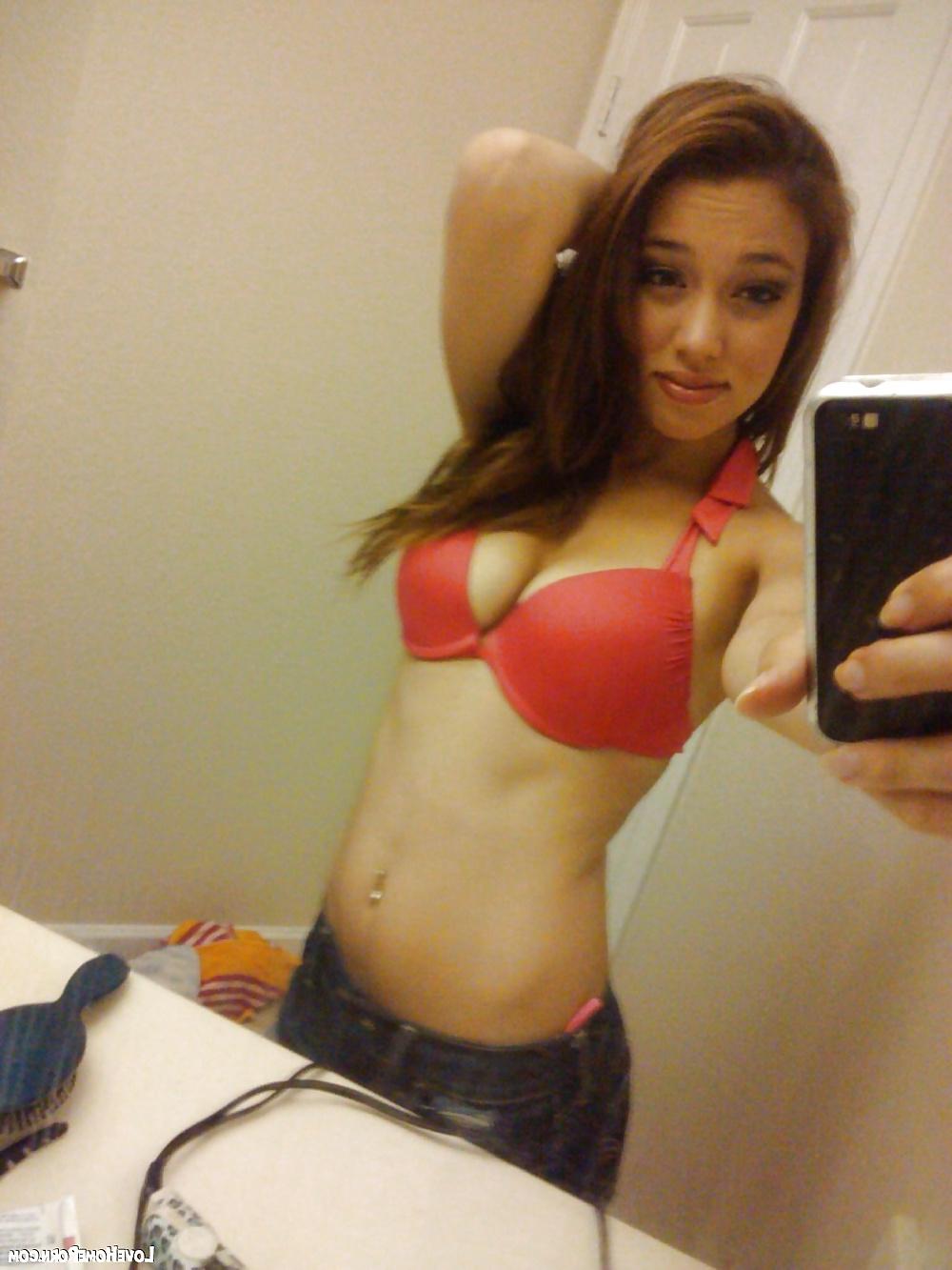 9P Homemade and Amateur Girlfriends #3