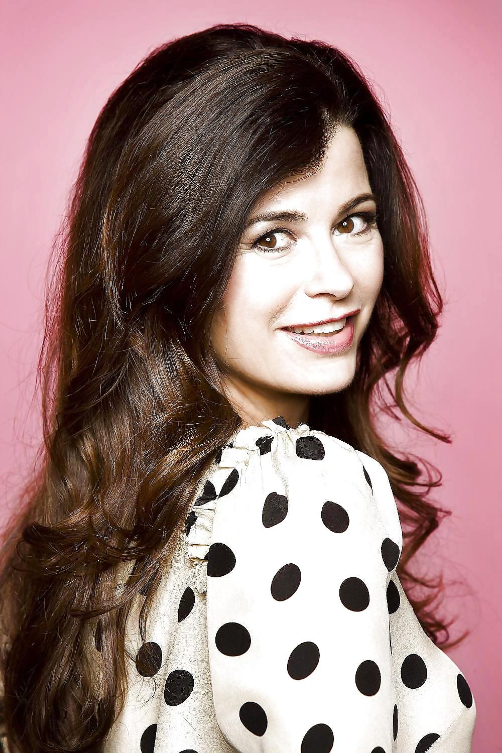 8P Caroline De Bruijn The Perfect Milf Yes Or No?