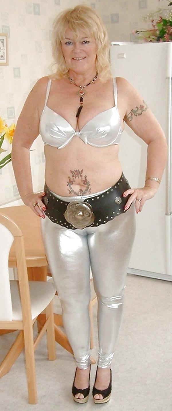 25P Cameltoe