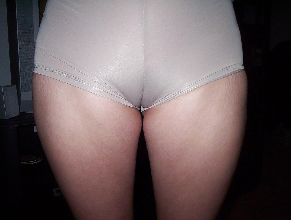25P Cameltoe