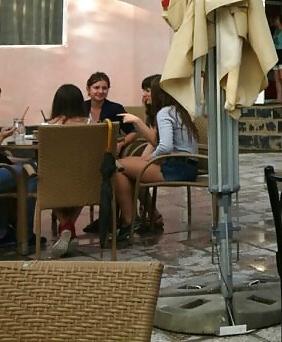 25P Spy restaurant old + young romanian