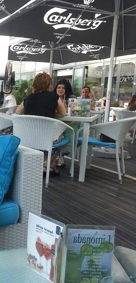 25P Spy restaurant old + young romanian