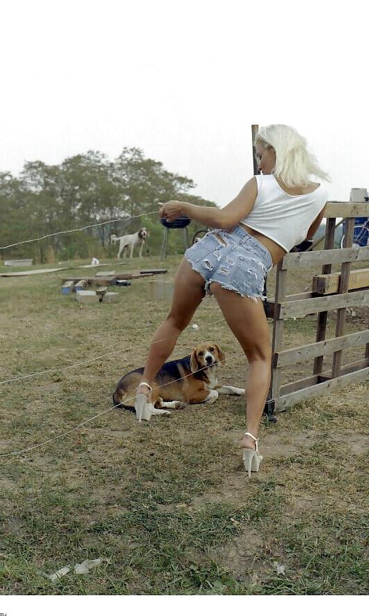 20P Country babe