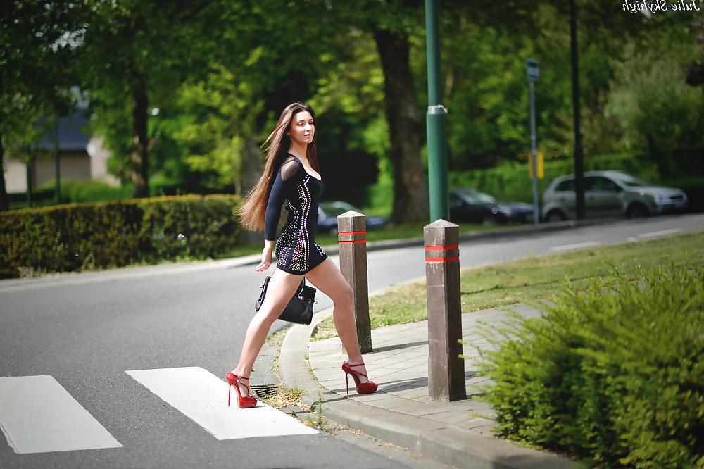 5P Oublic streetshot in most sexy hooker high heels on hot legs
