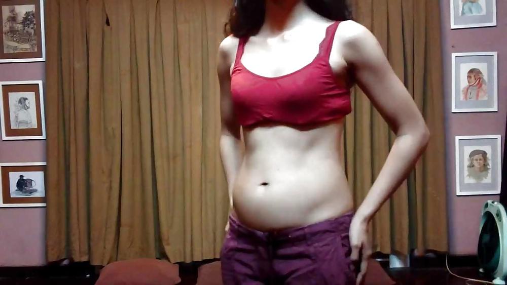 25P Makes me cum part 4: belly, muffin top, thick