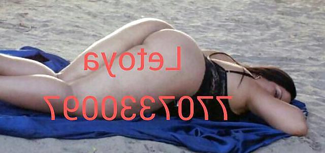 25P Craigslist and backpage hooker and escorts and whores