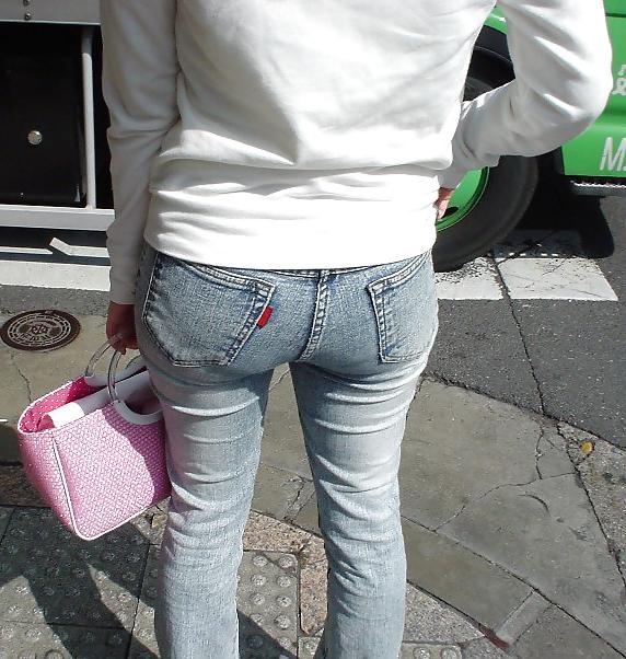 20P Japanese Girl Back Shots 08