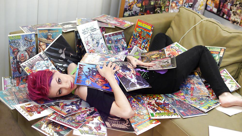 25P Let's Jerk Off Over ... Comicbookgirl19 