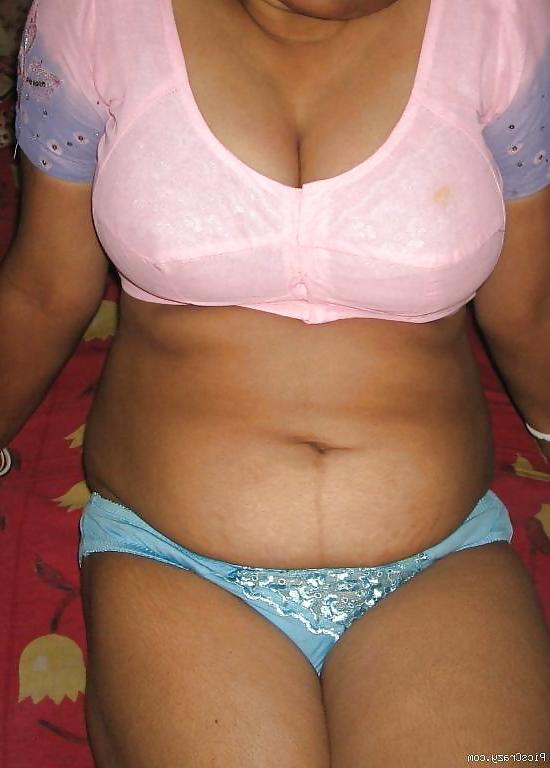 9P Bhabhi ki chut or chuchi