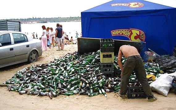 16P I Hate The Beach 3