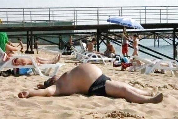 16P I Hate The Beach 3