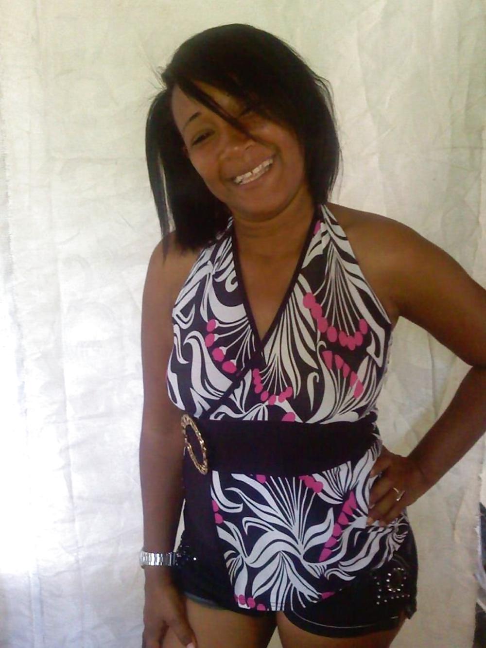 25P A dominican girl called Flordaliz A.