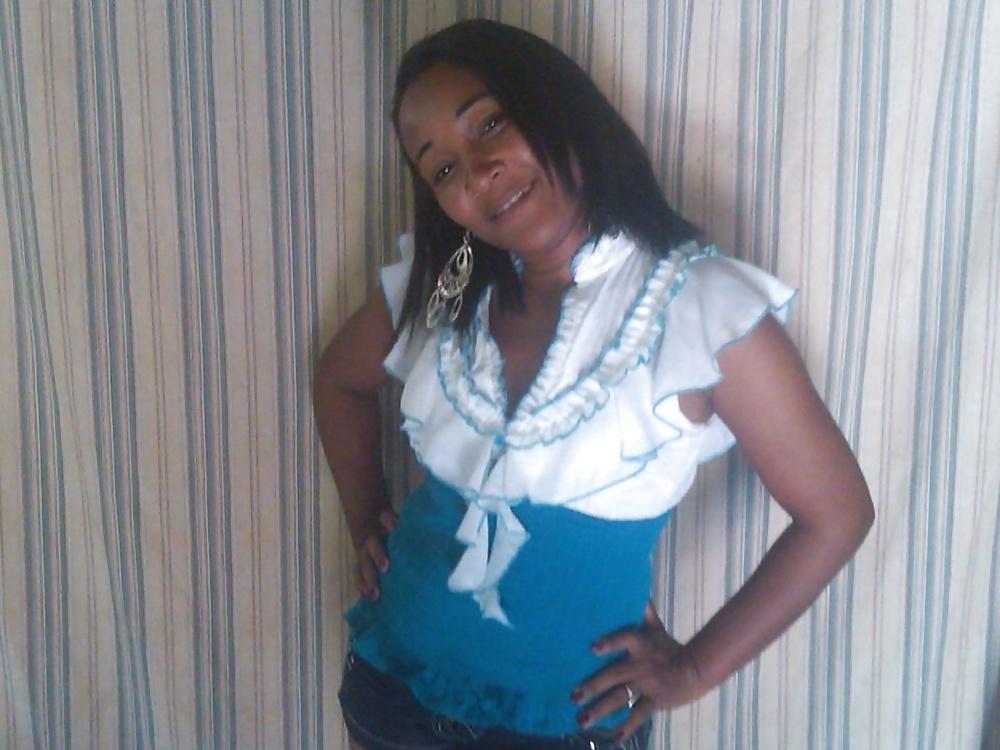 25P A dominican girl called Flordaliz A.