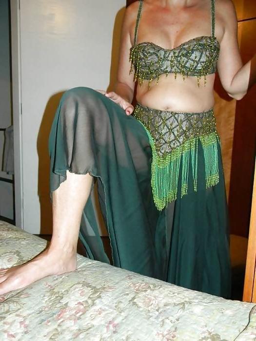 13P Belly dance costume