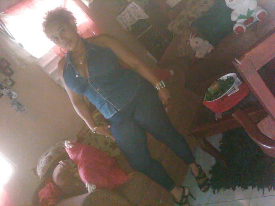 25P A dominican girl called Sandra M.