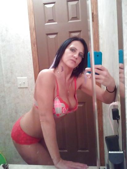 17P Naughty cougar