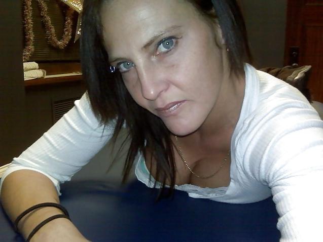17P Naughty cougar