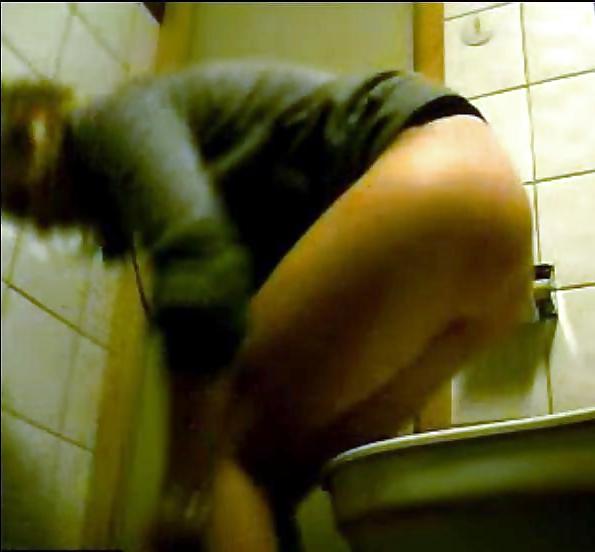 25P Blonde teen spy toilet shower hidden voyeur