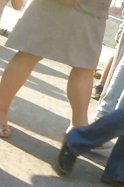 22P Spy old + young feet and legs romanian