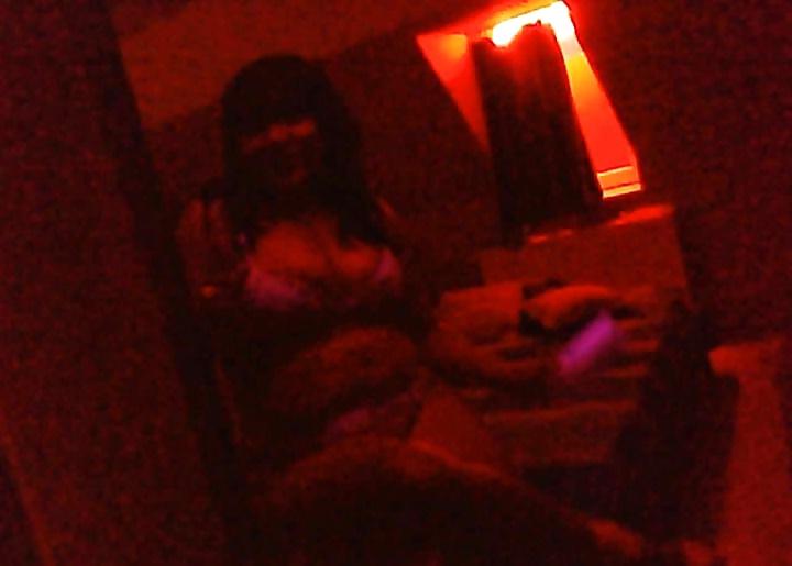 25P 13 11 2011 whorehouse moselstrasse 36 frankfurt Whorehouse