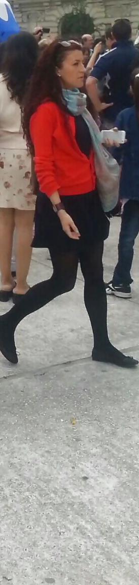 20P Spy old + young feet and legs romanian