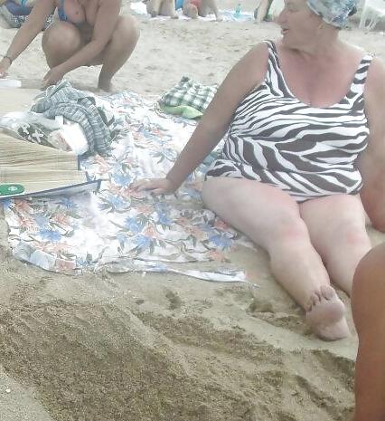 25P Spy beach summer matures romanian